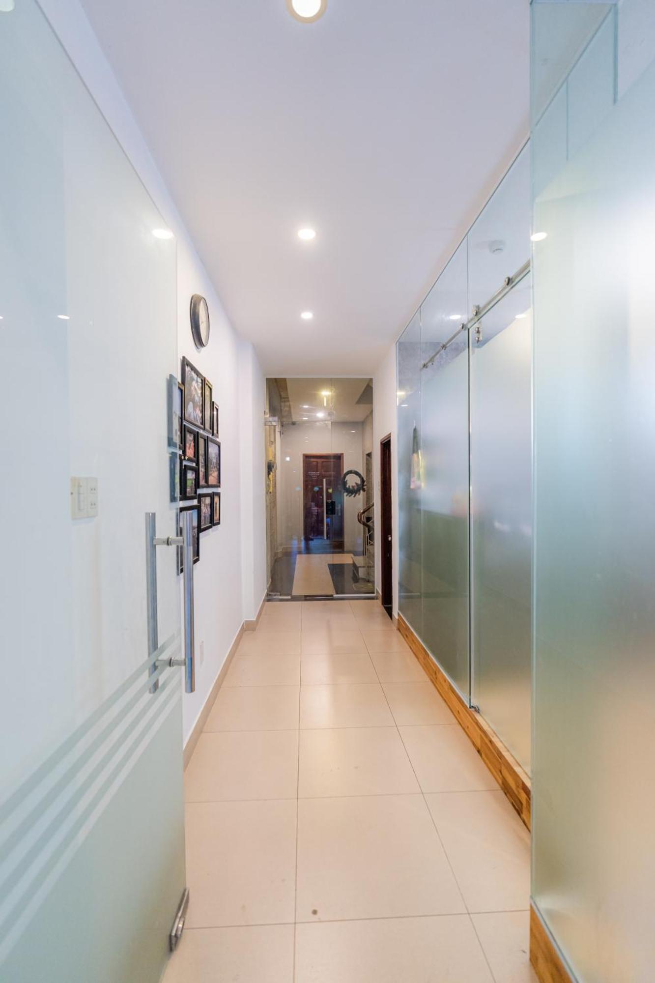 Cubicity Metro House Хошимин Экстерьер фото